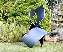 Blue Steel sculpture by Matt Devine located in Oregon, 031423